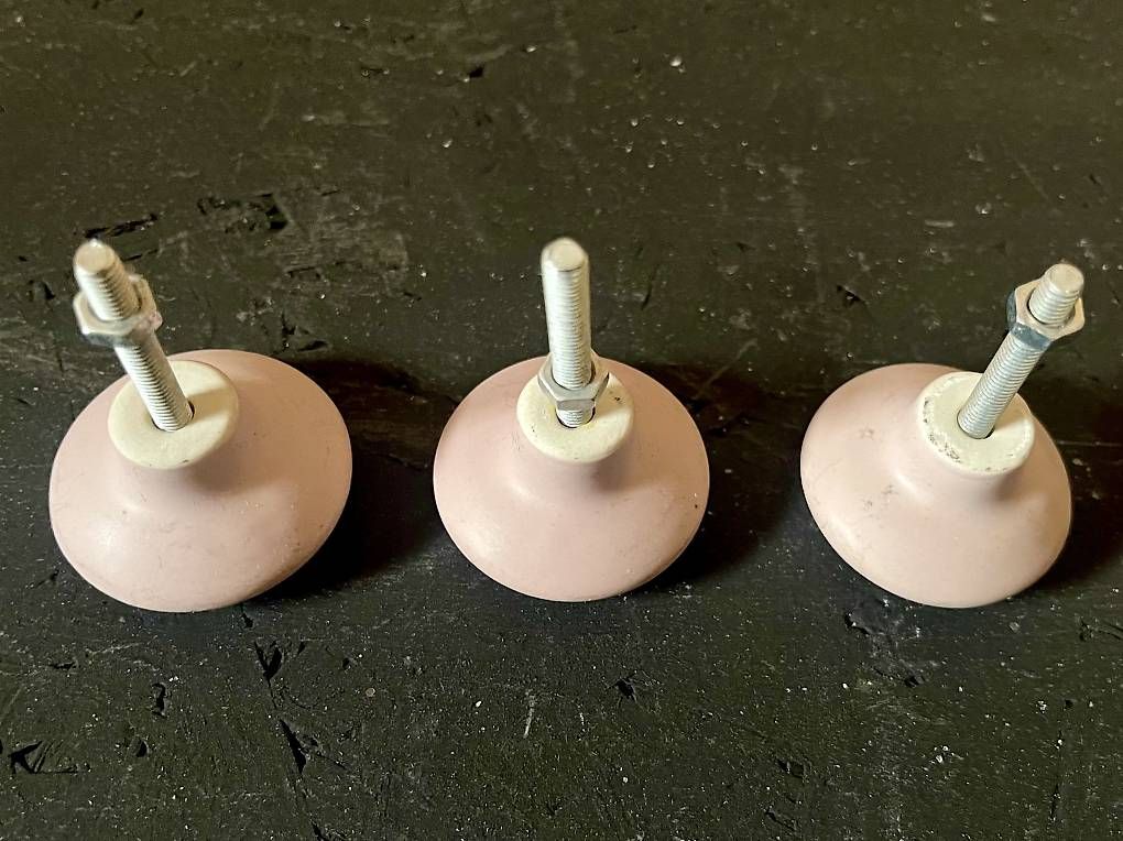 Armoires: Möbelknopf, Möbelgriff – D'occasion à Frauenfeld par michelle83 2
