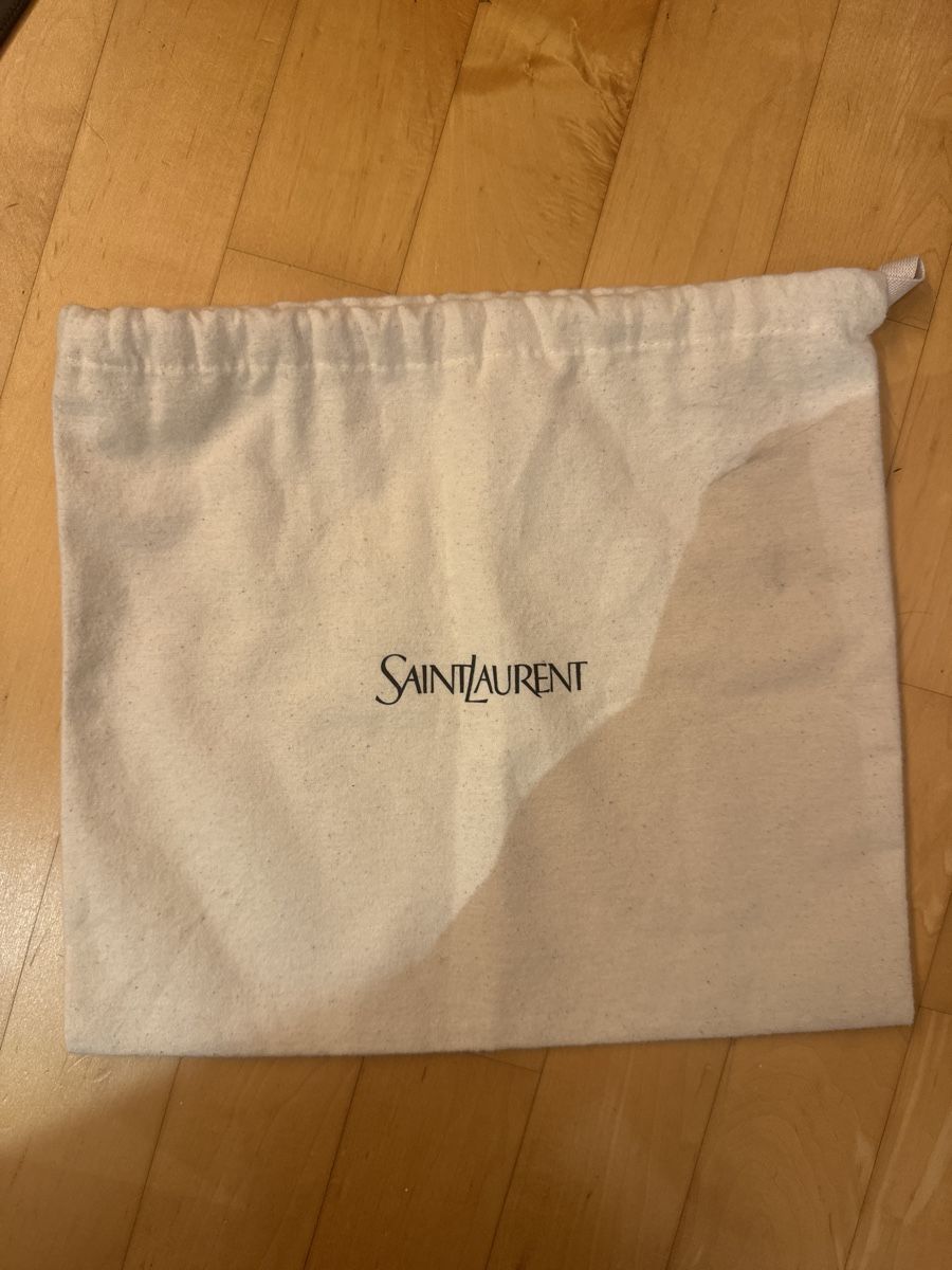 Saint Laurent Gürtel: YSL Saint Laurent Cassandre Gürtel, schwarzes Leder – Gebraucht aus Ebmatingen von eri_2qcn 3