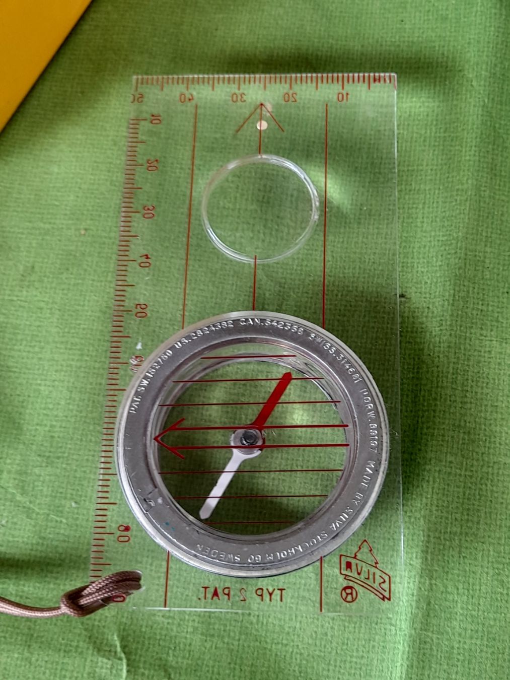 GPS & Appareils de mesure: 2 x Kompass – D'occasion à Aeschi b.Spiez par 52_wochen 8