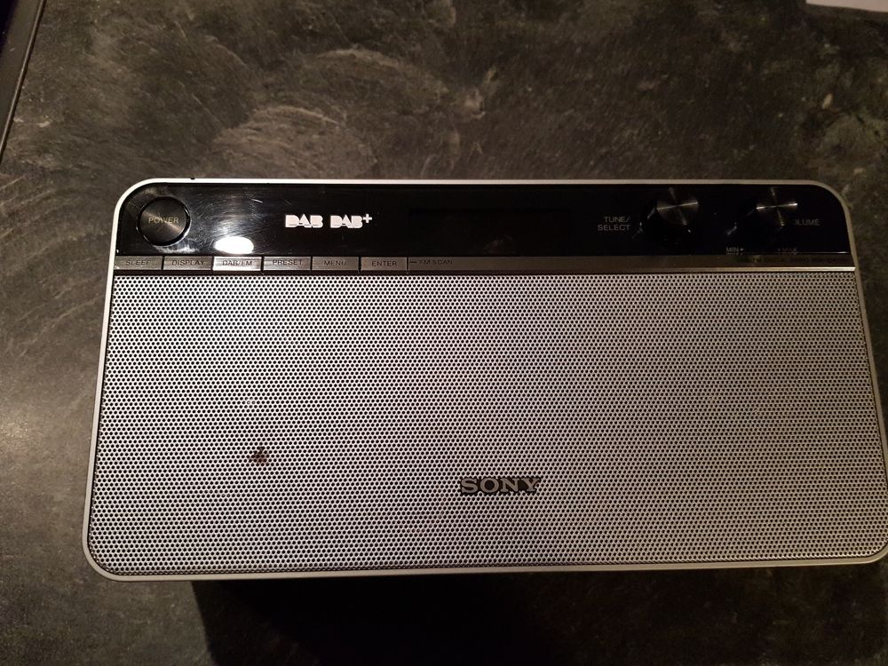 DAB+ Radio von Sony | Kaufen auf Ricardo