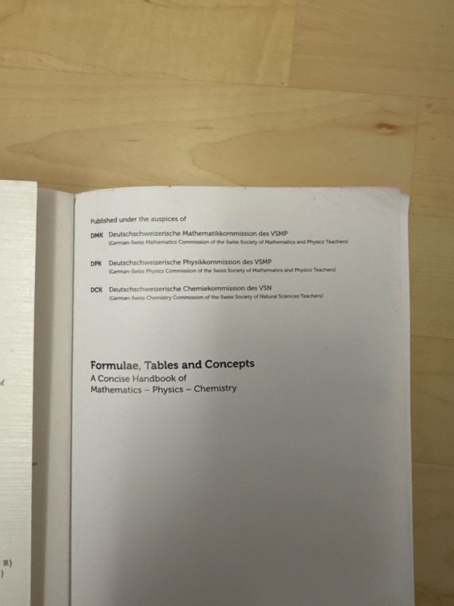 Libri: Formulae Tables and Concepts Handbuch – Usato da Ettiswil venduto da Fluhu2005 2