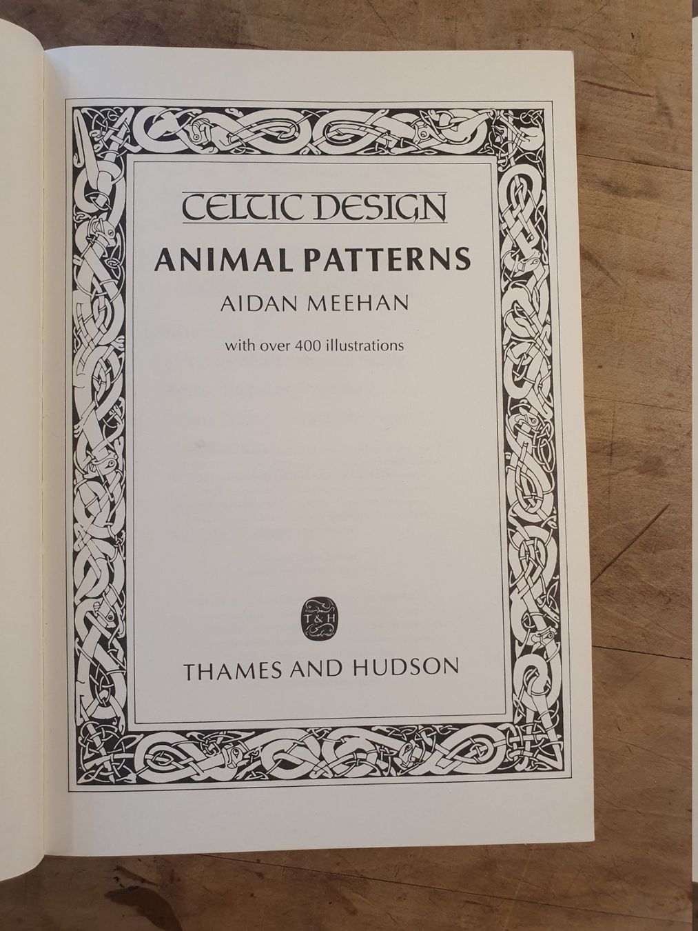 Libri: Celtic Design - Animal Patterns Aidan Meehan Thames and Huds – Usato da Zürich venduto da loosebone 1