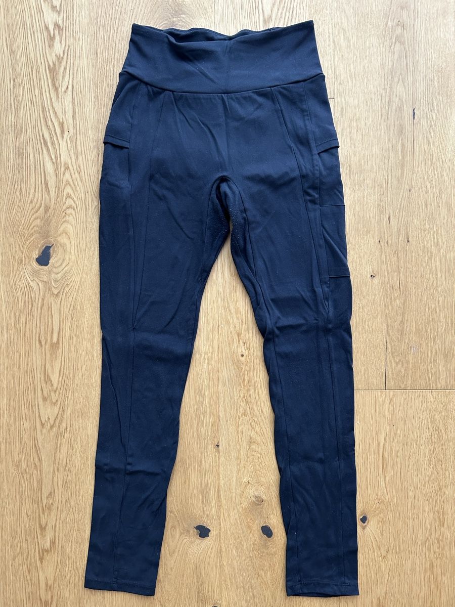 Leggings: GYMSHARK leggings – Usato da Hindelbank venduto da ginamarisa