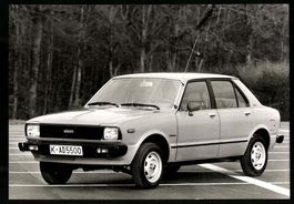 Fotografie Auto Toyota Tercel, Stufenhec