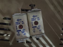 Sicherung Schmelzsicherung 100A 400v 100k NH00 Hager NH00LPM