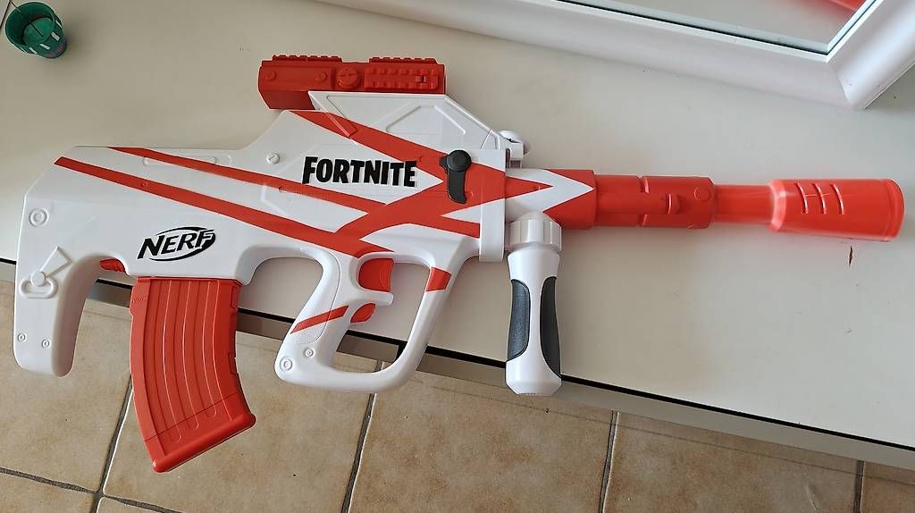 Giocattoli: Fusil Nerf Fortnite – Usato da Gland venduto da kekalor