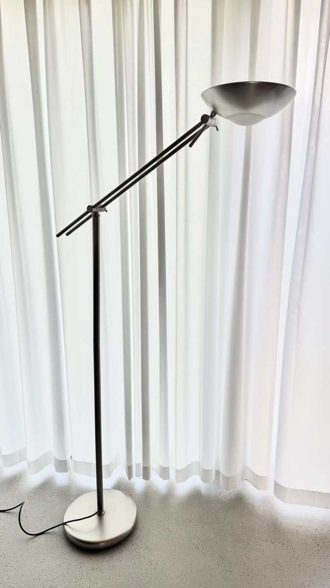 Lampade: Stehlampe Metall matt verstellbar – Usato da Genthod venduto da Tidus04