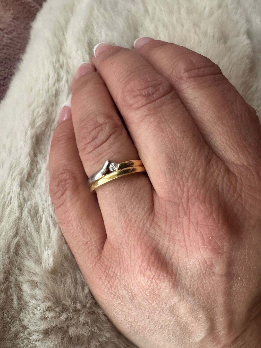 Anelli: Ring 750 GG/WG mit 1 Brillant // ca. Gr. 54 – Usato da Zäziwil venduto da blackpearl 2