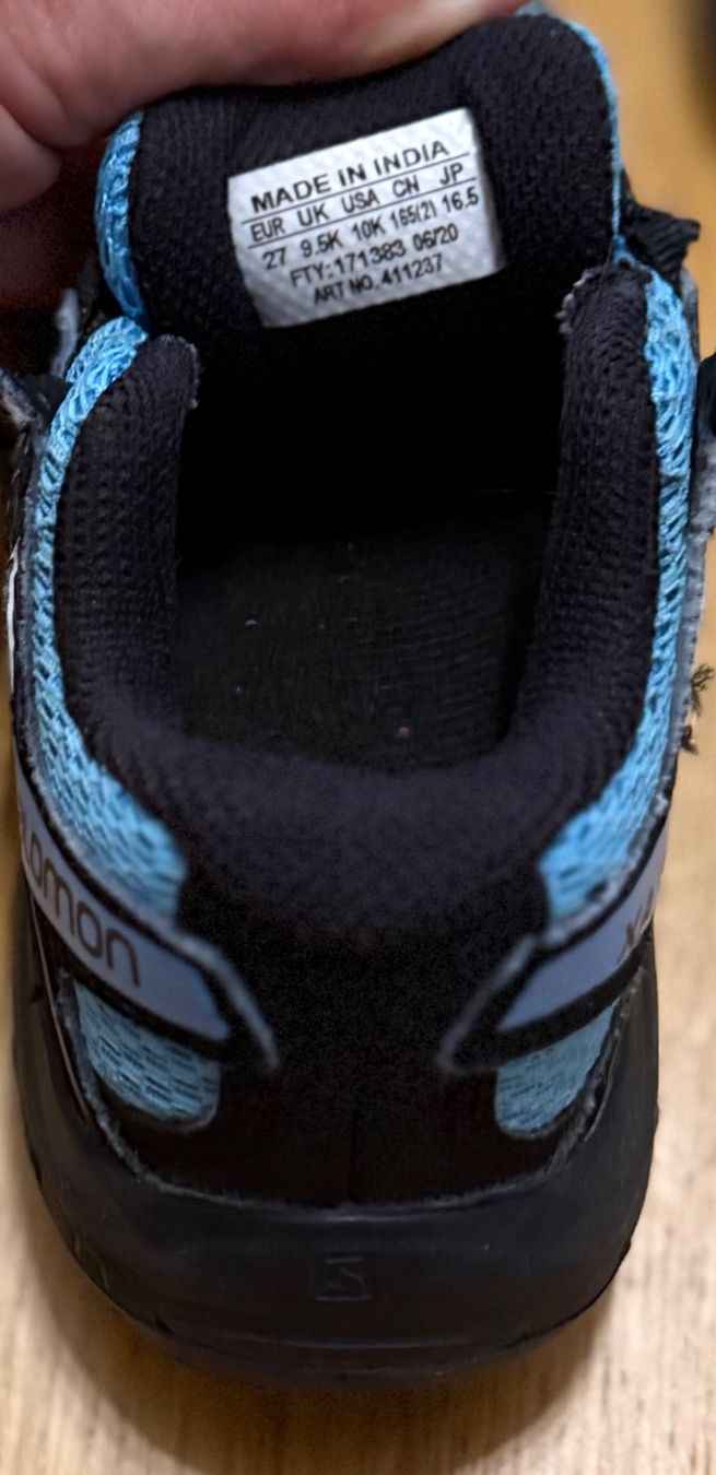 Adidas Schuhe für Jungen: Adidas Terrex Goretex- und Salomon Trekkingschuhe – Gebraucht aus Pfäffikon SZ von dom_6zfl 9
