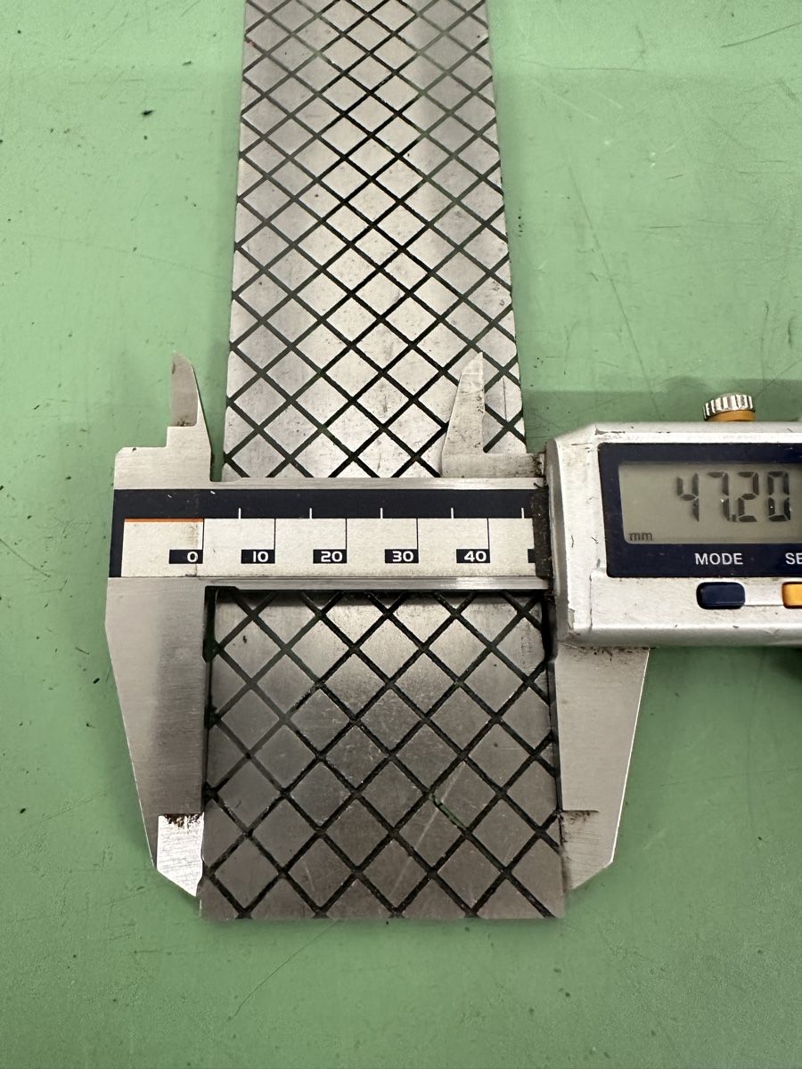 Tutti gli attrezzi: Lapping plate 47.2 x 201 x 2.7 mm. – Usato da Aarberg venduto da SNMachines 2