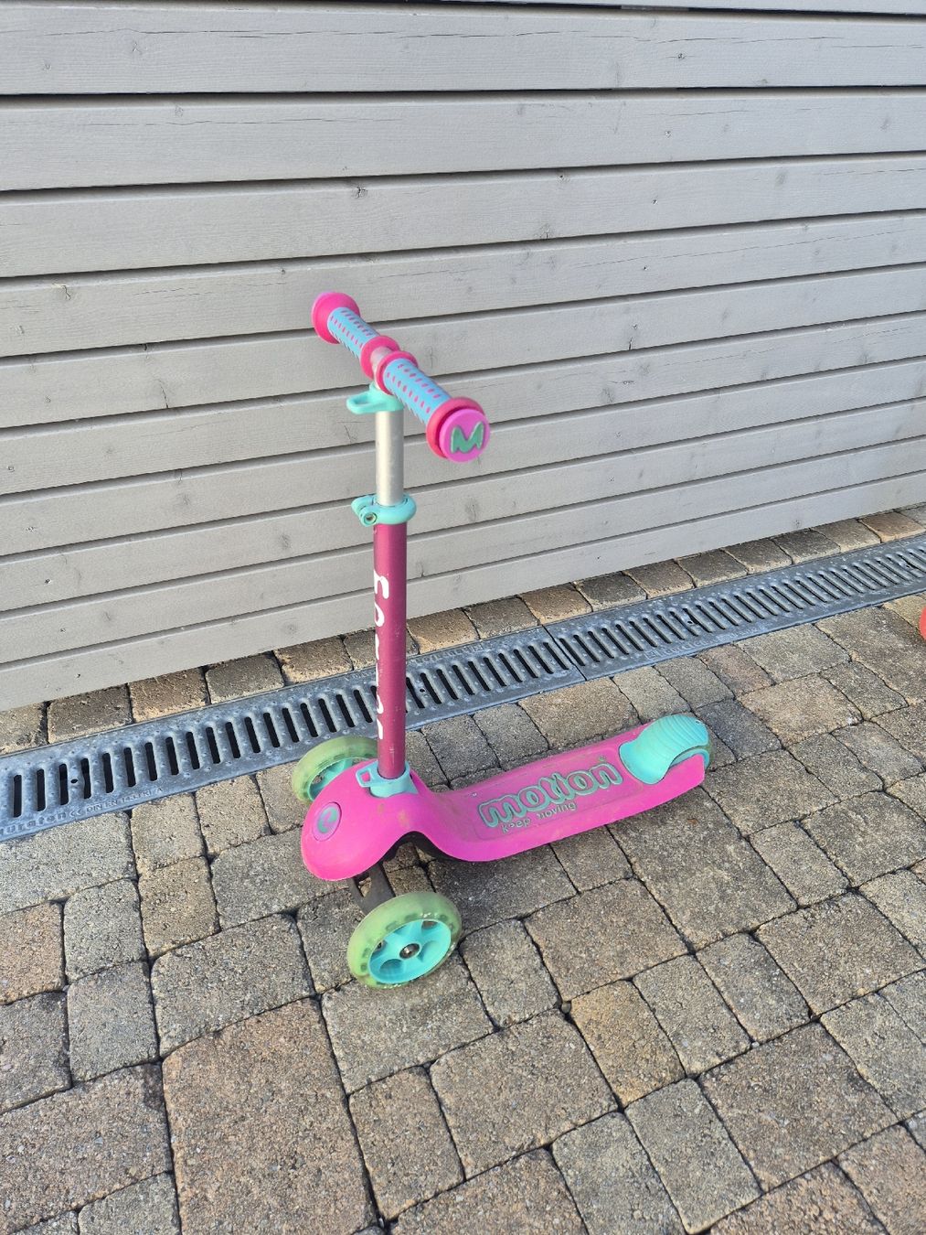 Veicoli per bambini: 3 Rad, Laufvelo und Kiki – Usato da Wetzikon ZH venduto da Snoppy01