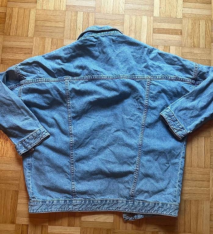 Vestes: Jeansjacke Grösse M – D'occasion à Zürich par Faetze0 1
