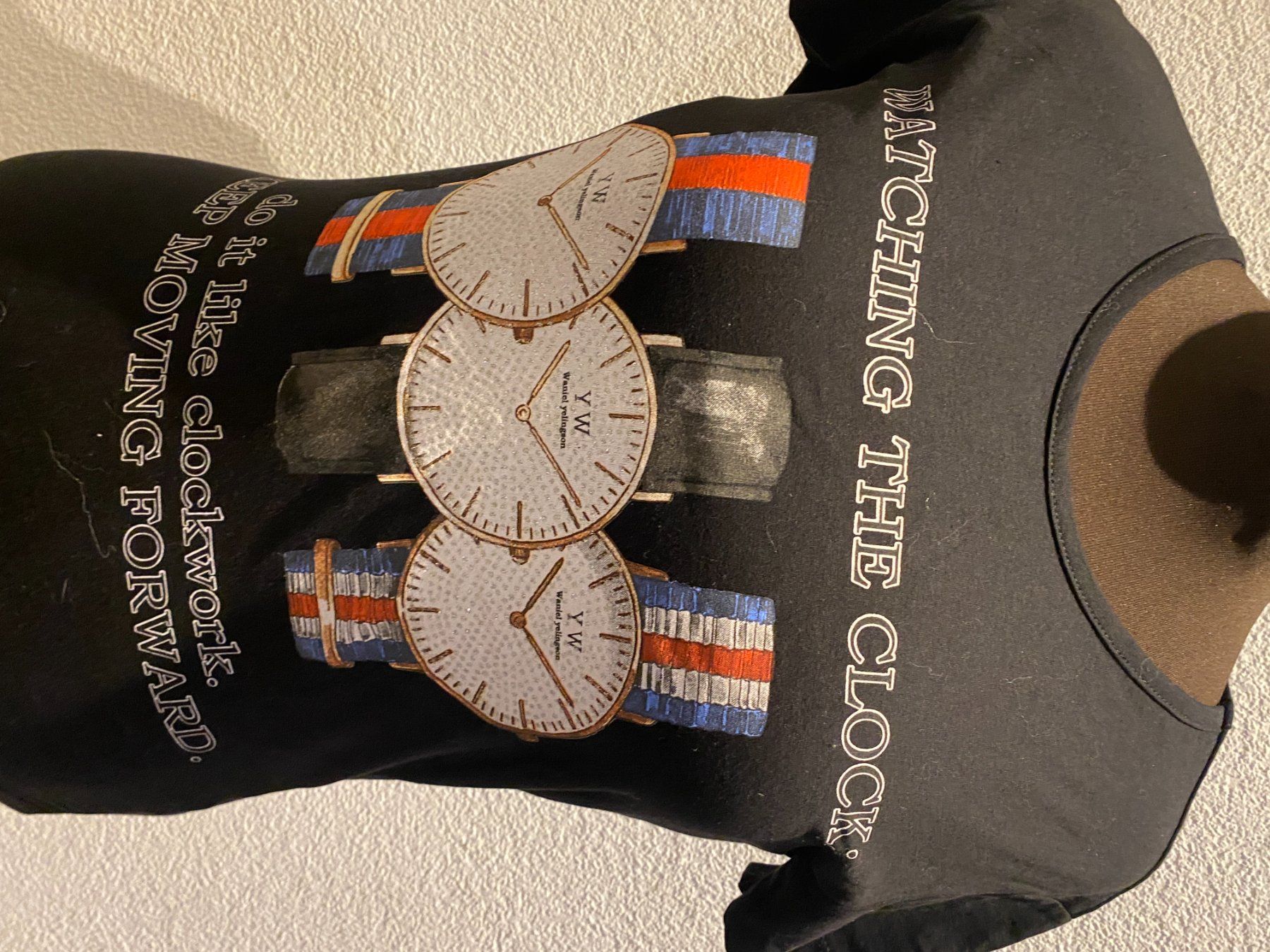 T-shirt: T-shirt neu M – Nuovo (secondo la descrizione) da Liestal venduto da aarroon 1