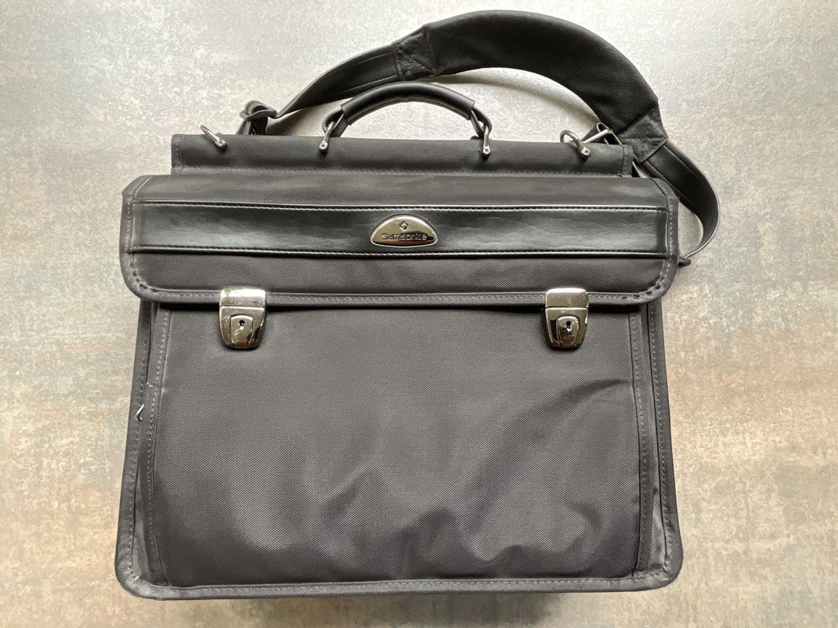Samsonite Valigie & Borse: Samsonite Aktenkoffer Aktentasche Schwarz – Usato da Basel venduto da Genie2 2