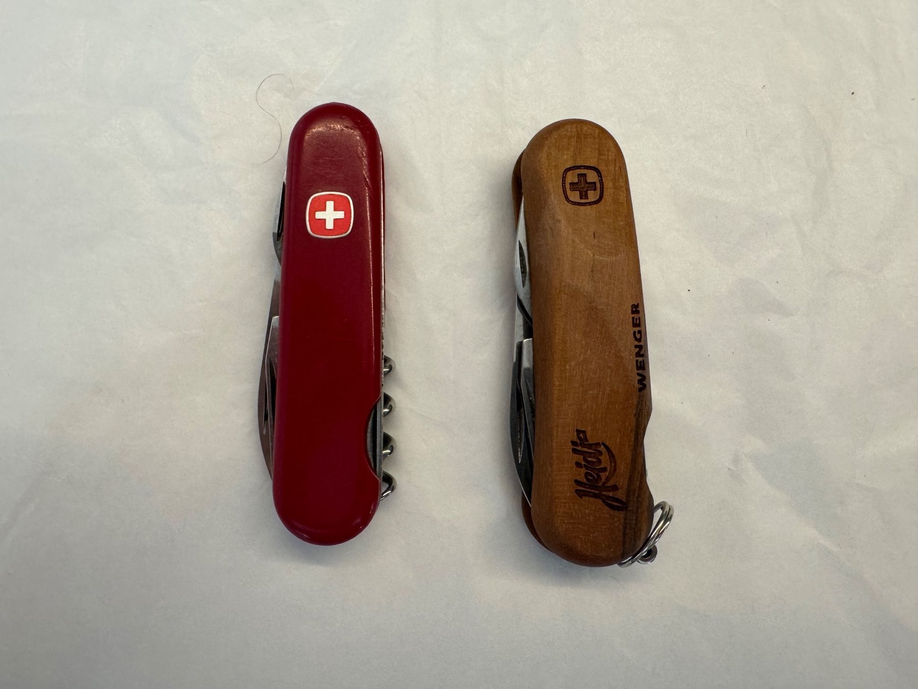 Wenger Taschenmesser: 2 Wenger Taschenmesser – Gebraucht aus Kestenholz von Sackmesser67
