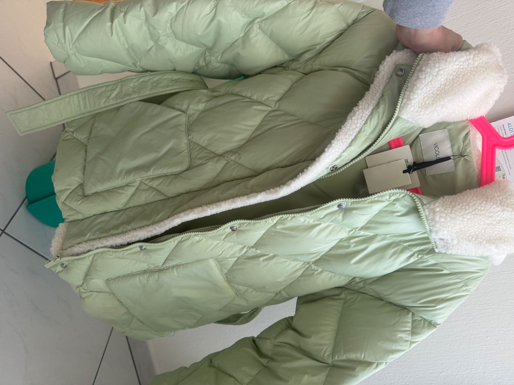 Giacche: Daunenjacke Gr m/l neu Damen – Nuovo (secondo la descrizione) da Unterengstringen venduto da Cuz_5555 1