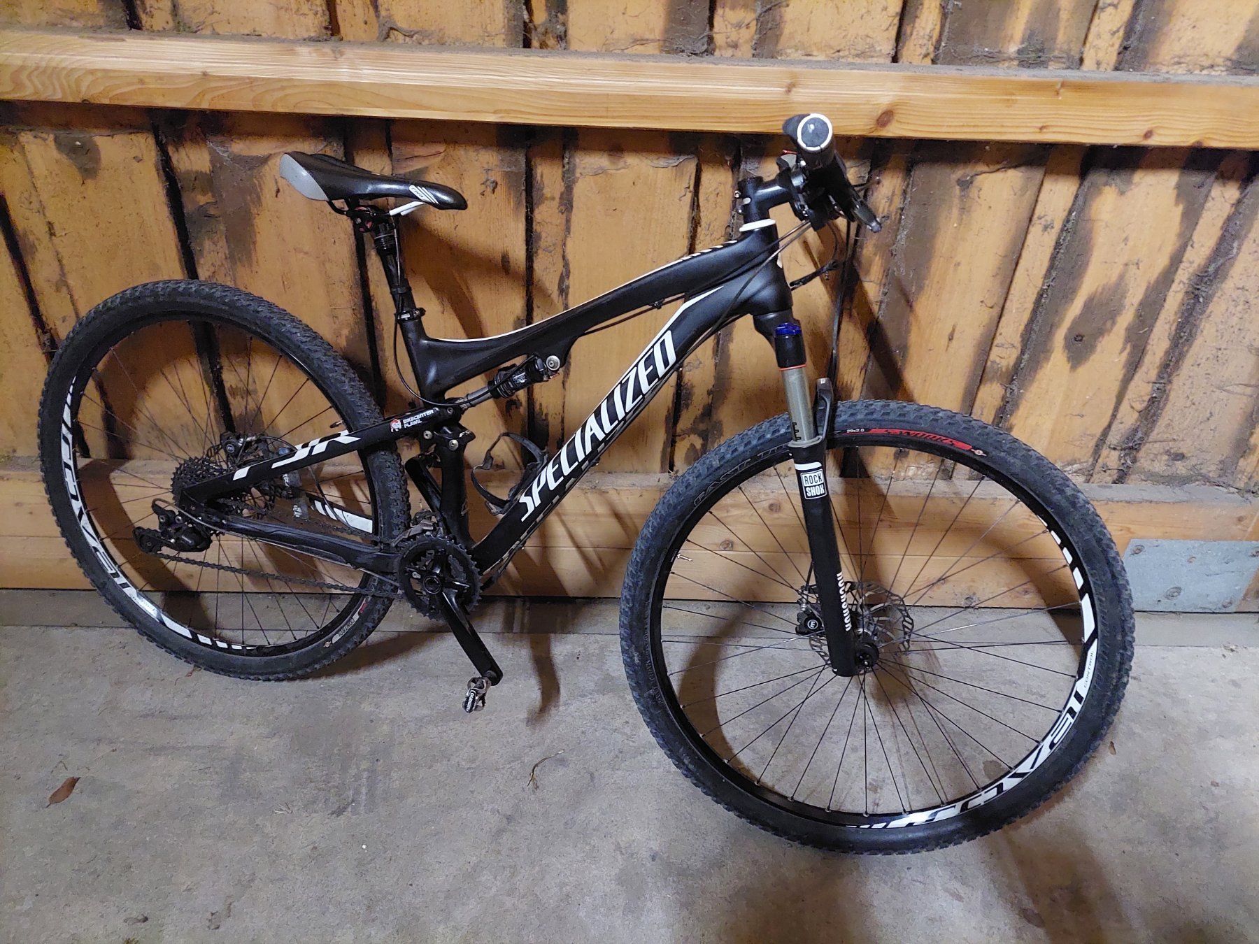 Vélos: Specialized Epic Comp Fully Carbon – D'occasion à Degersheim par wbde91