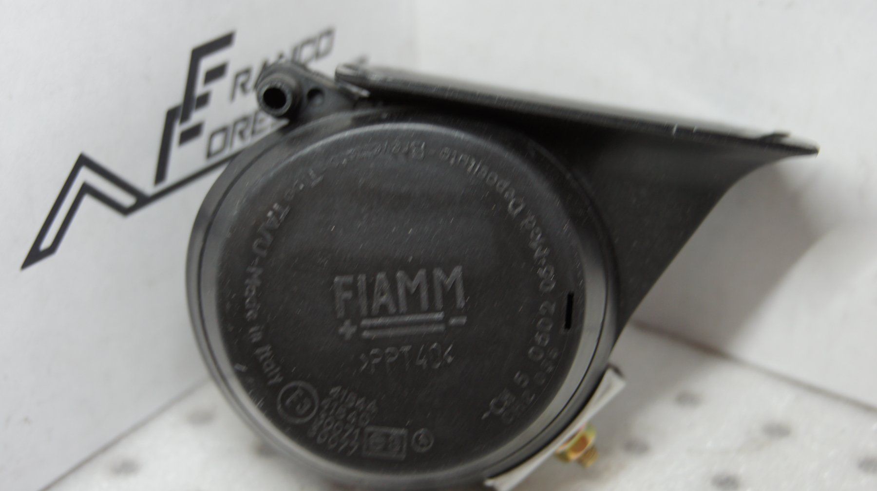 Peugeot Alle Autoersatzteile: Peugeot diverse Modelle Kompressor Horn 623671 – Neu (gemäss Beschreibung) aus Ermenswil von Garage-Foresti