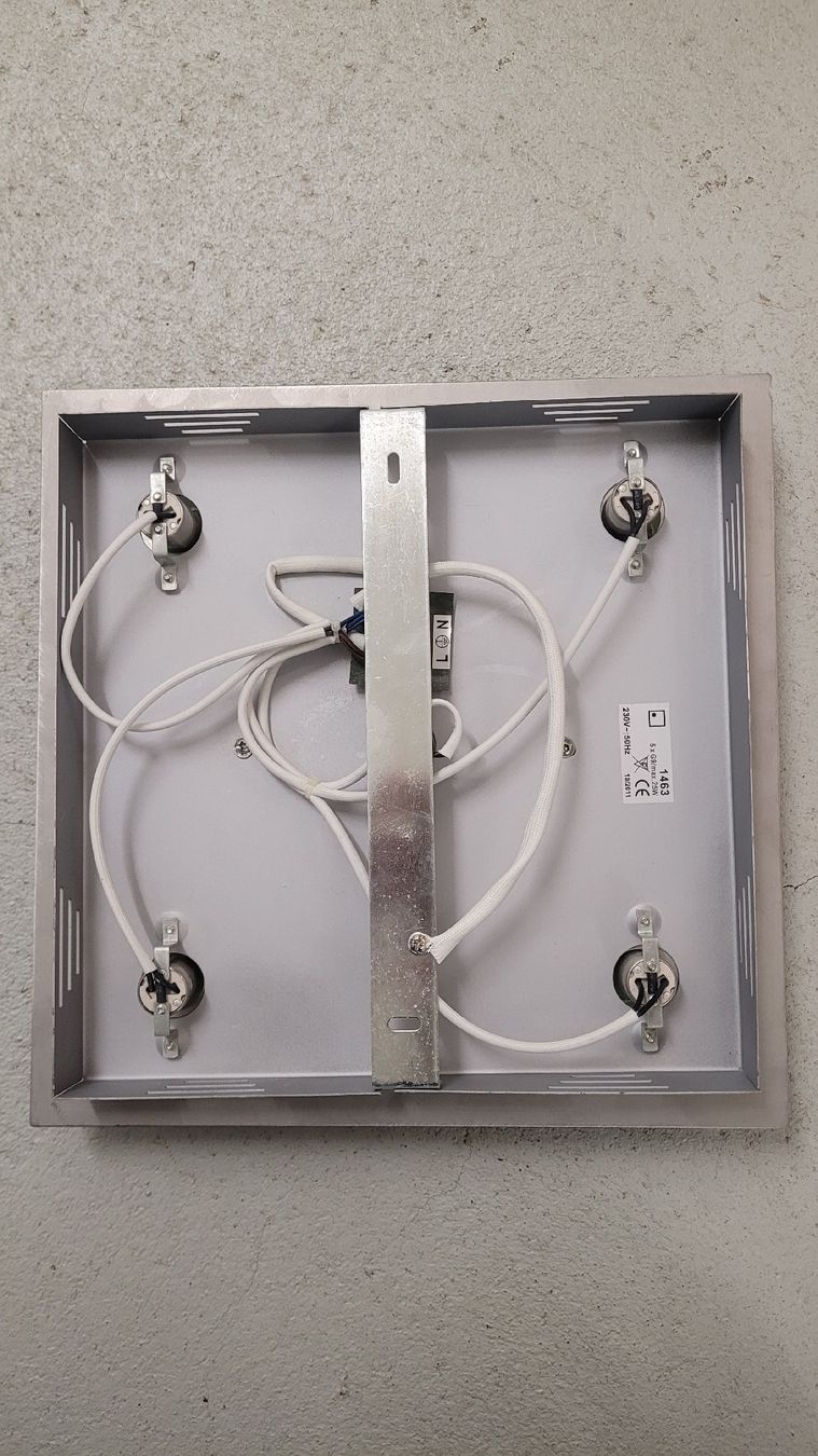 Lampadari & plafoniere: 3 Deckenleuchten quadratisch – Usato da Oberweningen venduto da Ziegel2 4