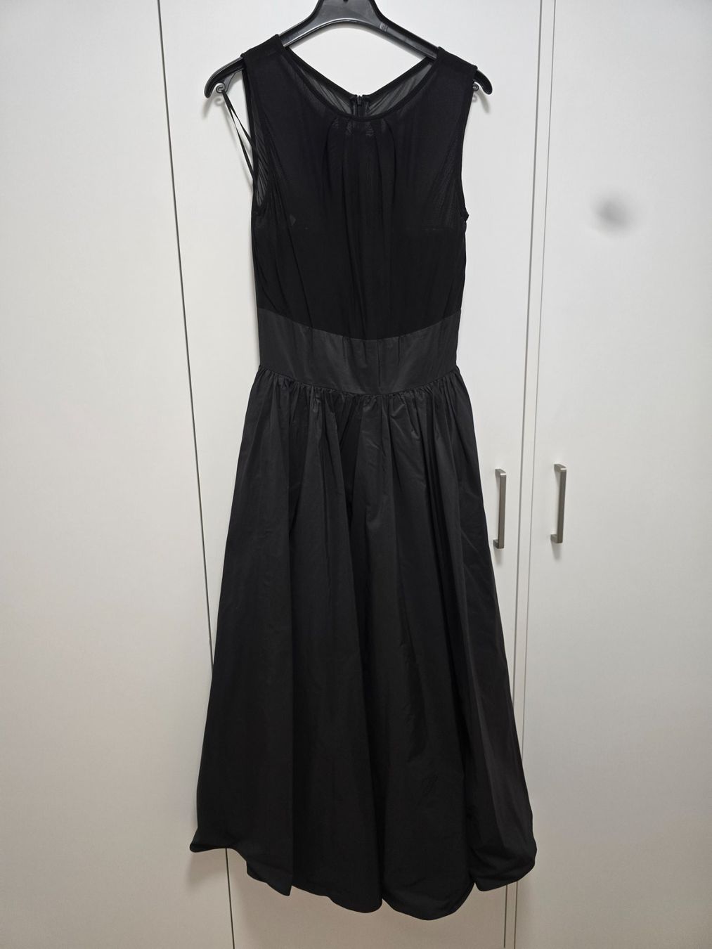 Robes: Abendkleid schwarz – D'occasion à Rümlang par Arsasladi
