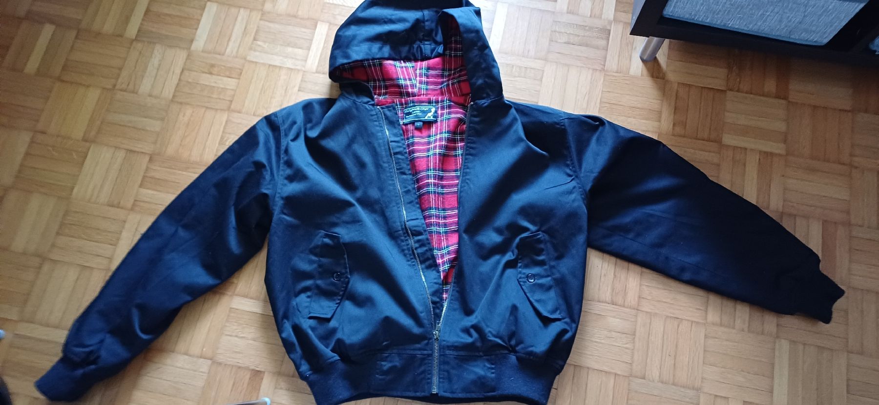 Jacken: Knightsbridge Harrington Jacke, Schwarz, Grösse L ,gebraucht – Gebraucht aus Oberwil b. Zug von ren_x6bm 1