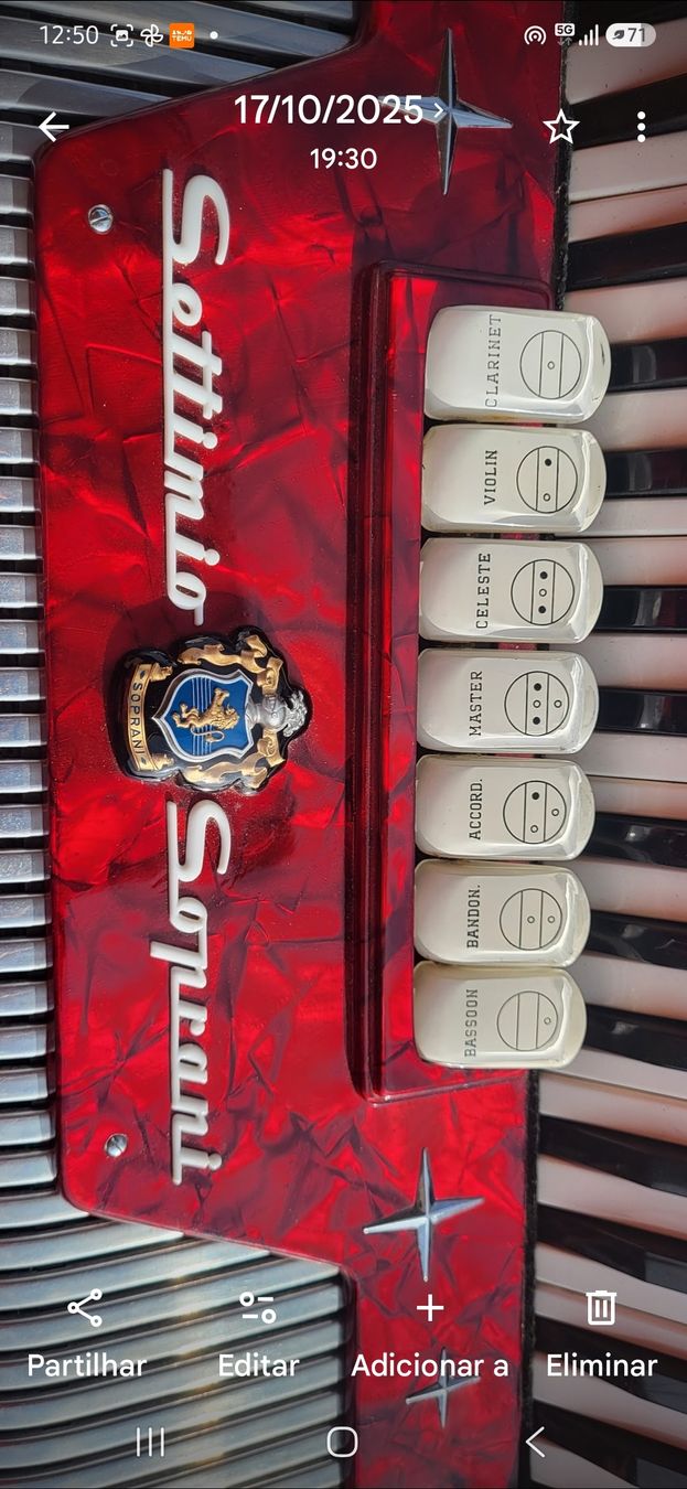 Strumenti musicali: Accordéon Settimio Soprani  4 voix – Usato da Penthalaz venduto da EvandroLuz 1