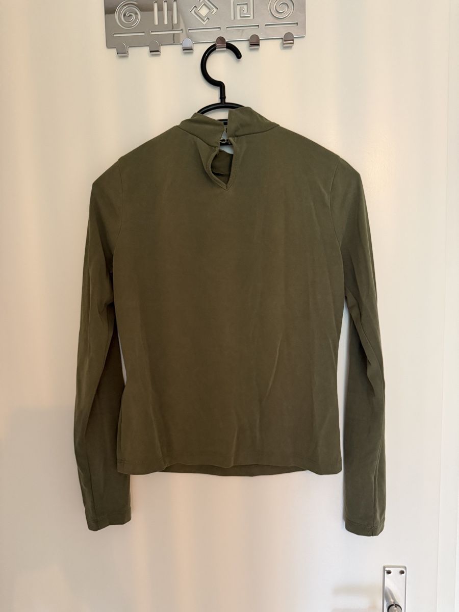 Na-kd Pullover & Sweatshirts: Nakd Shirt Longsleeve  – Gebraucht aus Luzern von AlinaParche 1