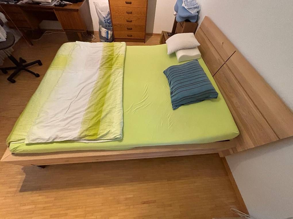 Letti: Bett inkl. Rost und Matratze – Usato da Zufikon venduto da Fullspeed8