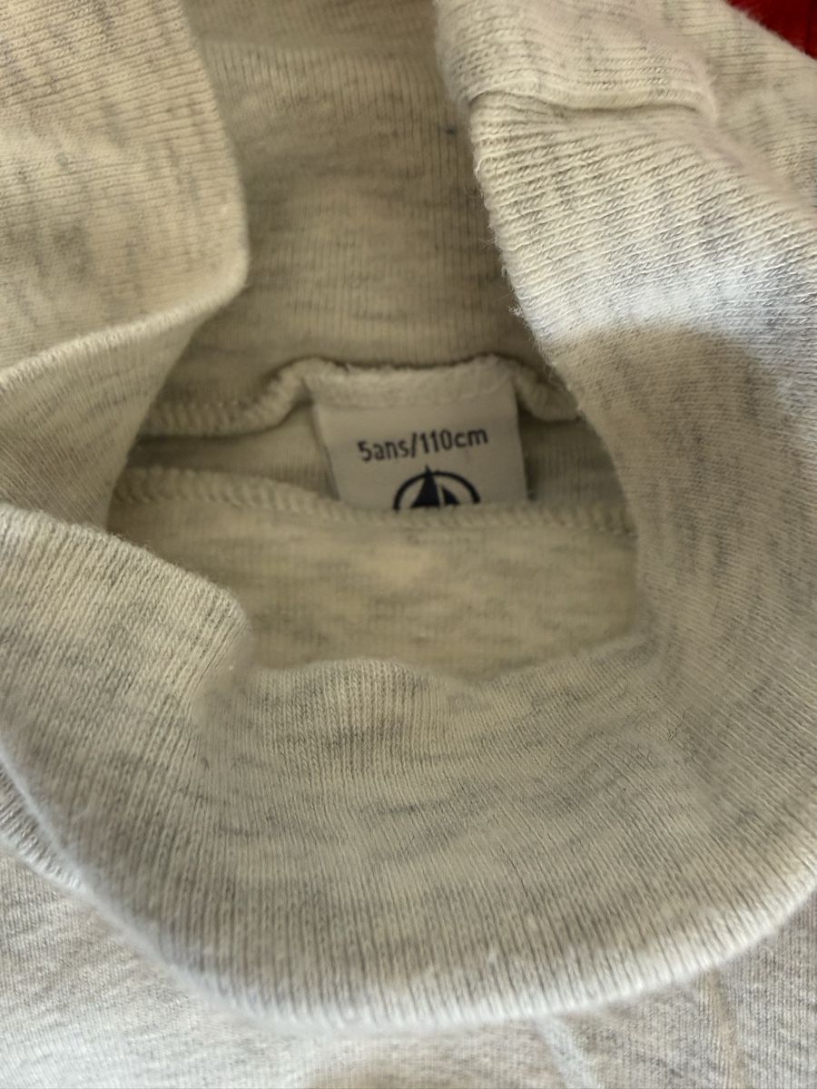 Petit Bateau Hemden, T-Shirts & Polos: 3 Rollkragenshirts Petit Bateau Grösse 110cm – Gebraucht aus Ebikon von InesUndElf 2