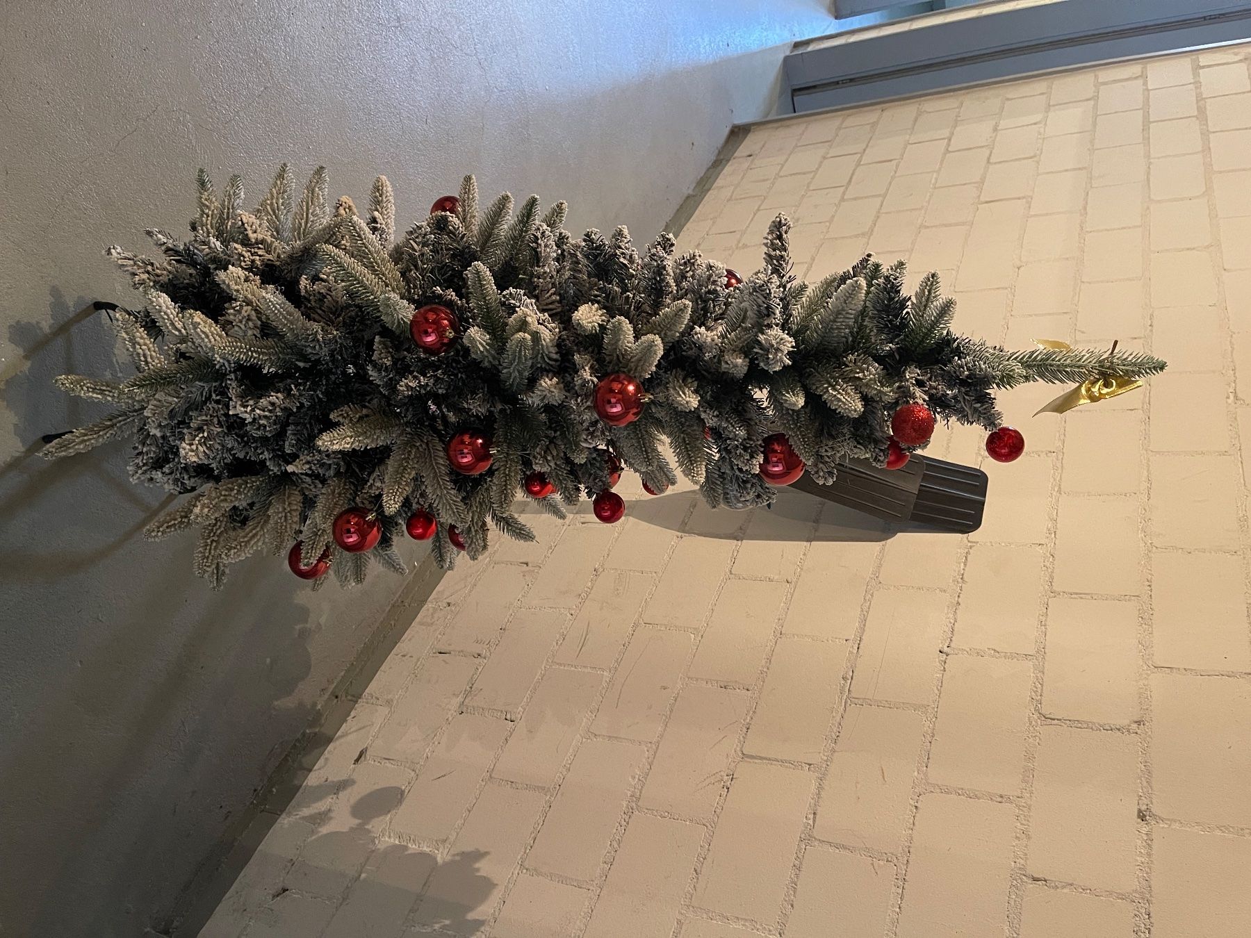Toutes les décorations: Weihnachtsbaum ca 160 cm – D'occasion à Sins par pau_m9bb 1