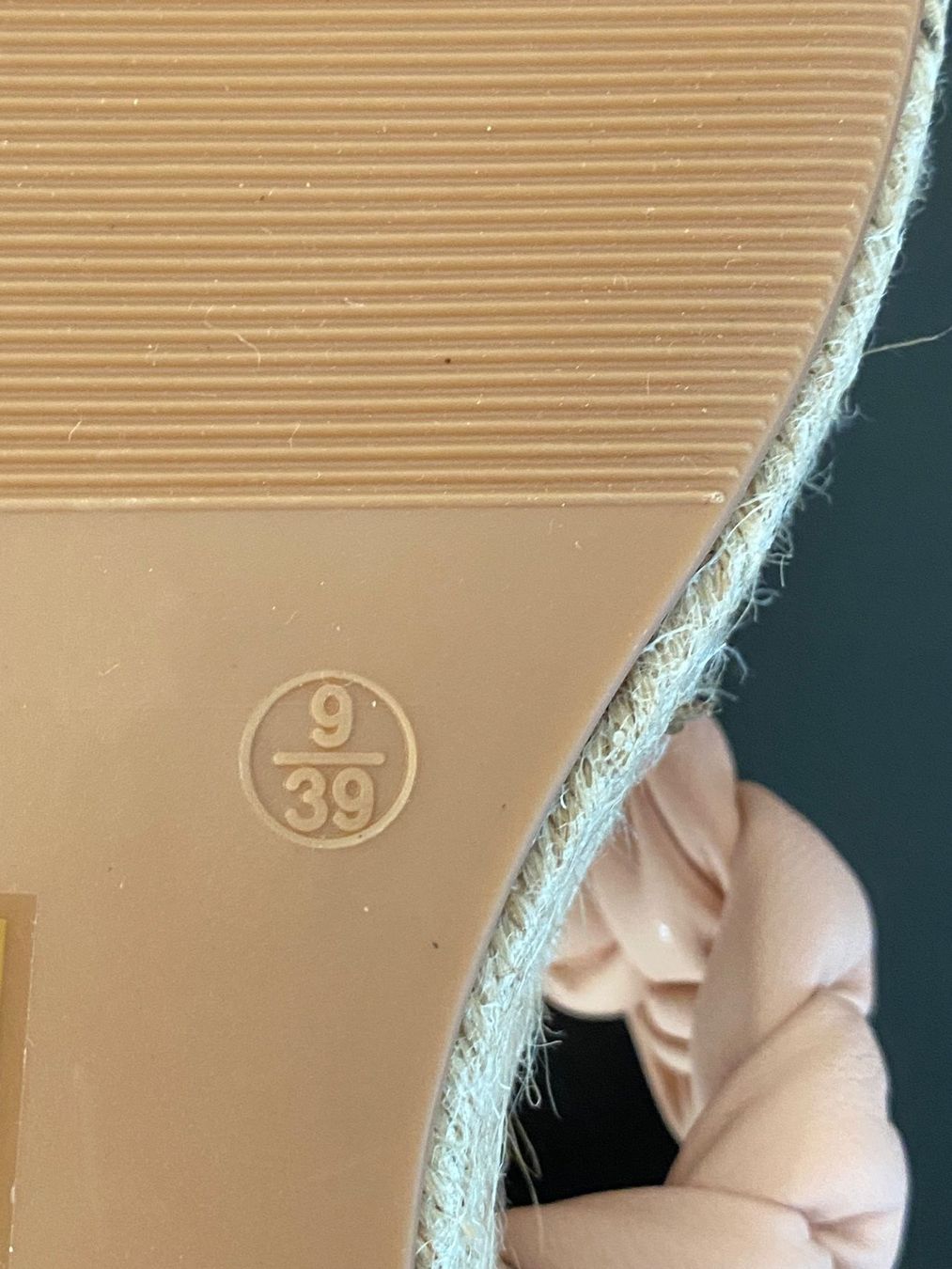 Damenschuhe: Pinke Sandale mit Platform - neu! – Neu und originalverpackt aus Zürich von DeeJayJay 3