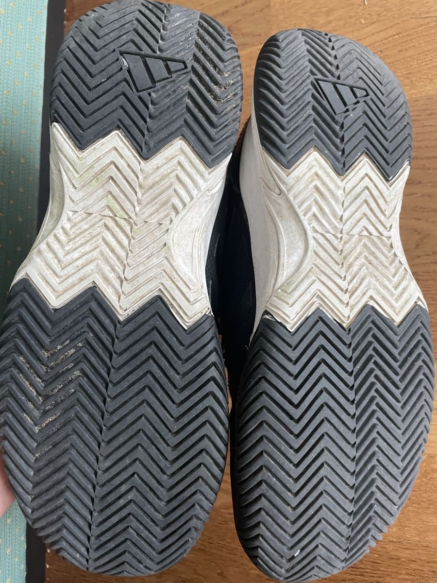 Adidas Scarpe da uomo: Adidas Turnschuhe Gr. 40 2/3 schwarz – Usato da Baar venduto da Vili7 1
