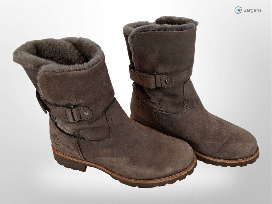 Panama Jack Damenschuhe: PANAMA JACK Winterschuhe Grösse 38 – Gebraucht aus Sargans von Restwert_Sargans