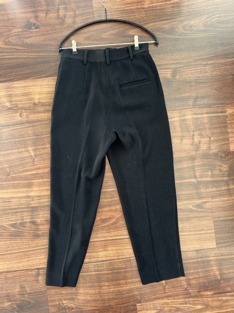 Pantalons: schwarze elegante H&M Stoffhose, Size 38 – D'occasion à Muri b. Bern par michellew23 1