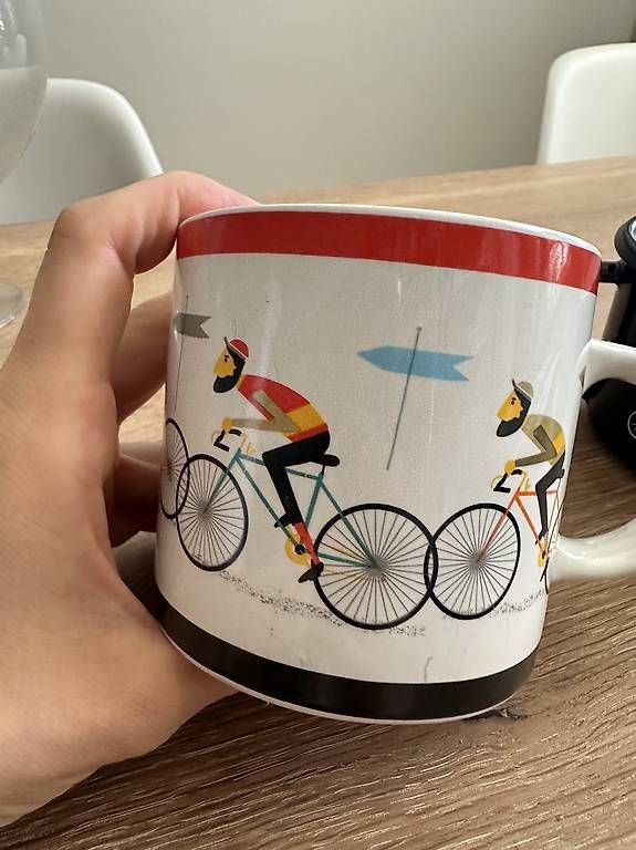Tassen: Tasse mit Velo Fahrern – Gebraucht aus Zürich von mar_22hb