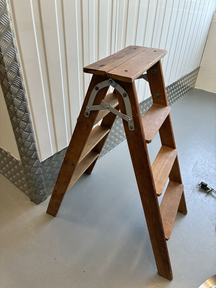 Scale: Vintage-Holzleiter  – Usato da Bern venduto da wisemagpie 1
