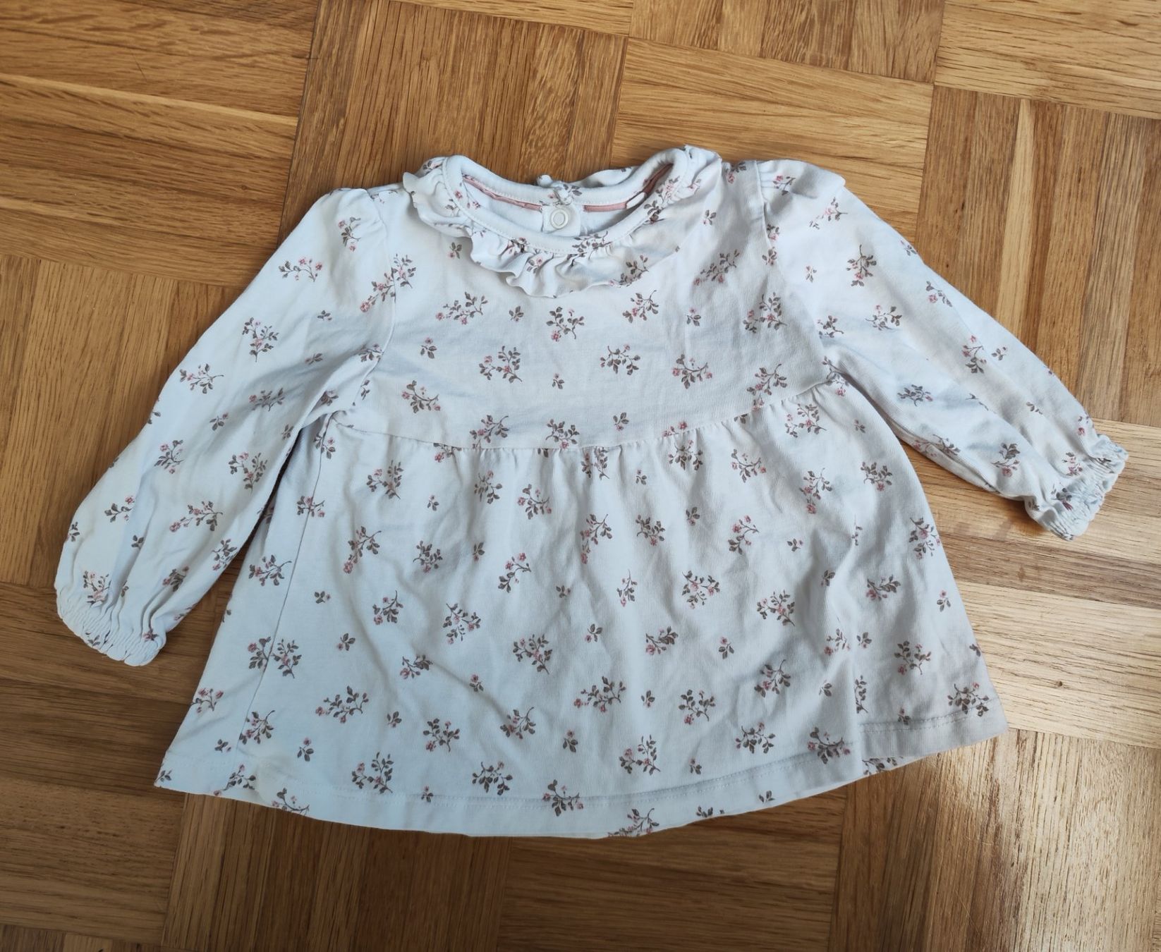 C&A Pulls et sweat-shirts: Kleid / Pulloverli Grösse 80 – Neuf (Voir description) à Reinach BL par chilller92