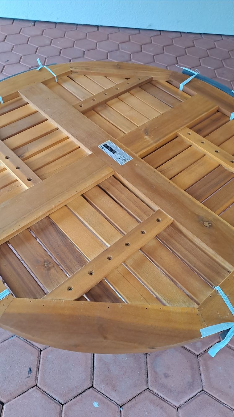 Tables: Gartentischplatte 80cm – Neuf (Voir description) à Etziken par kre_c6vd 2