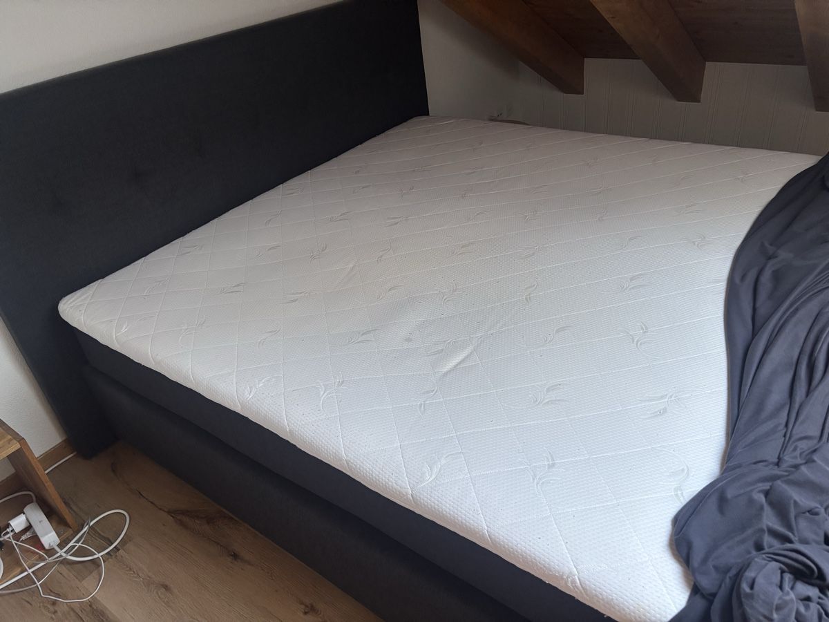 Letti: Boxspringbett 200x180 – Usato da Schänis venduto da Majorinho 1