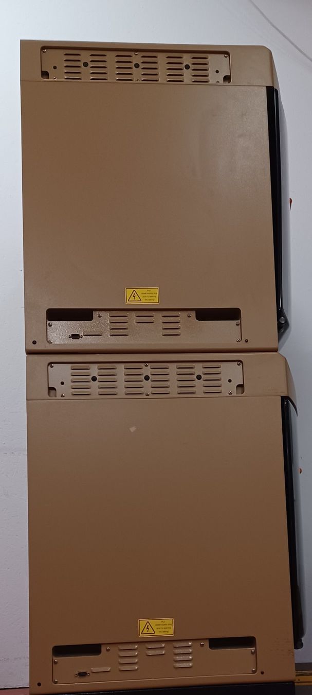 Accessori da laboratorio: Infors Minitron Stack Incubators – Usato da Niederdorf venduto da LeptonAG_Labor 2