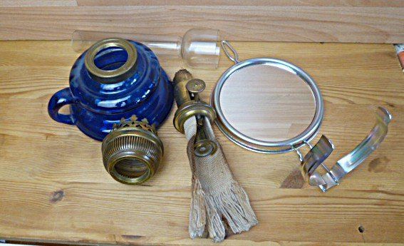 Lampade: Antike, blaue Petrollampe kompl. – Usato da Effretikon venduto da Heimstudio 8