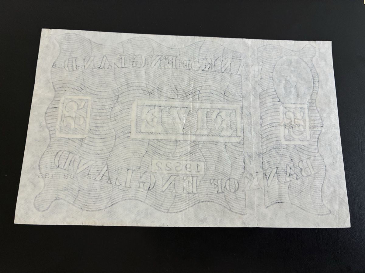 Banconote: 1950s white five pound  – Usato da Dällikon venduto da Woldbanknoten 2