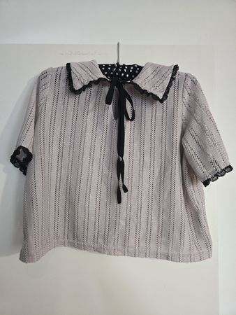 süsse Strickbluse mit Kontrastabschlüssen, XL