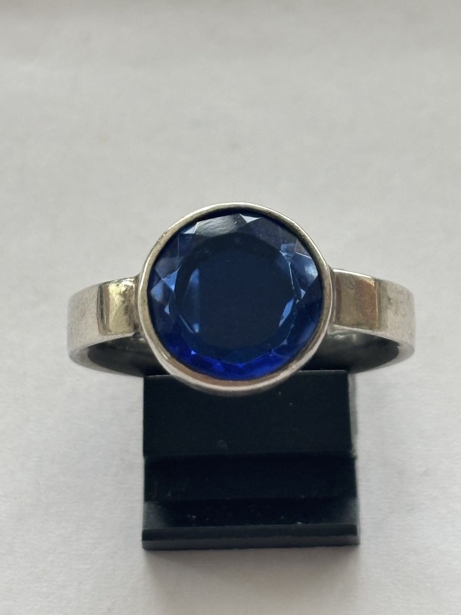 Anelli: Ring Silber 925 mit blauem Stein facettiert gebraucht – Usato da Langnau am Albis venduto da flusspflege 1