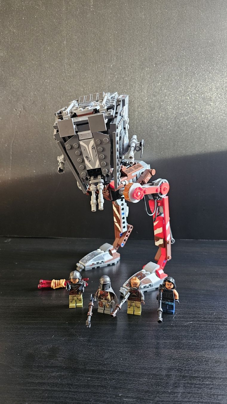 Lego Spielzeuge: LEGO AT-ST-Läufer Mandalorian 75321 – Neu (gemäss Beschreibung) aus Dietlikon von Shyrelia