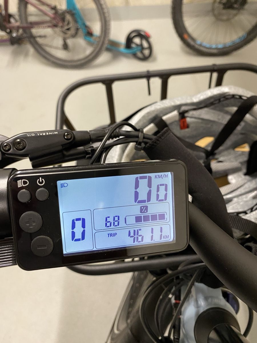 Decathlon Velos: B'twin Elektro Cargofahrrad – Neu (gemäss Beschreibung) aus Zuchwil von tolginho22 1