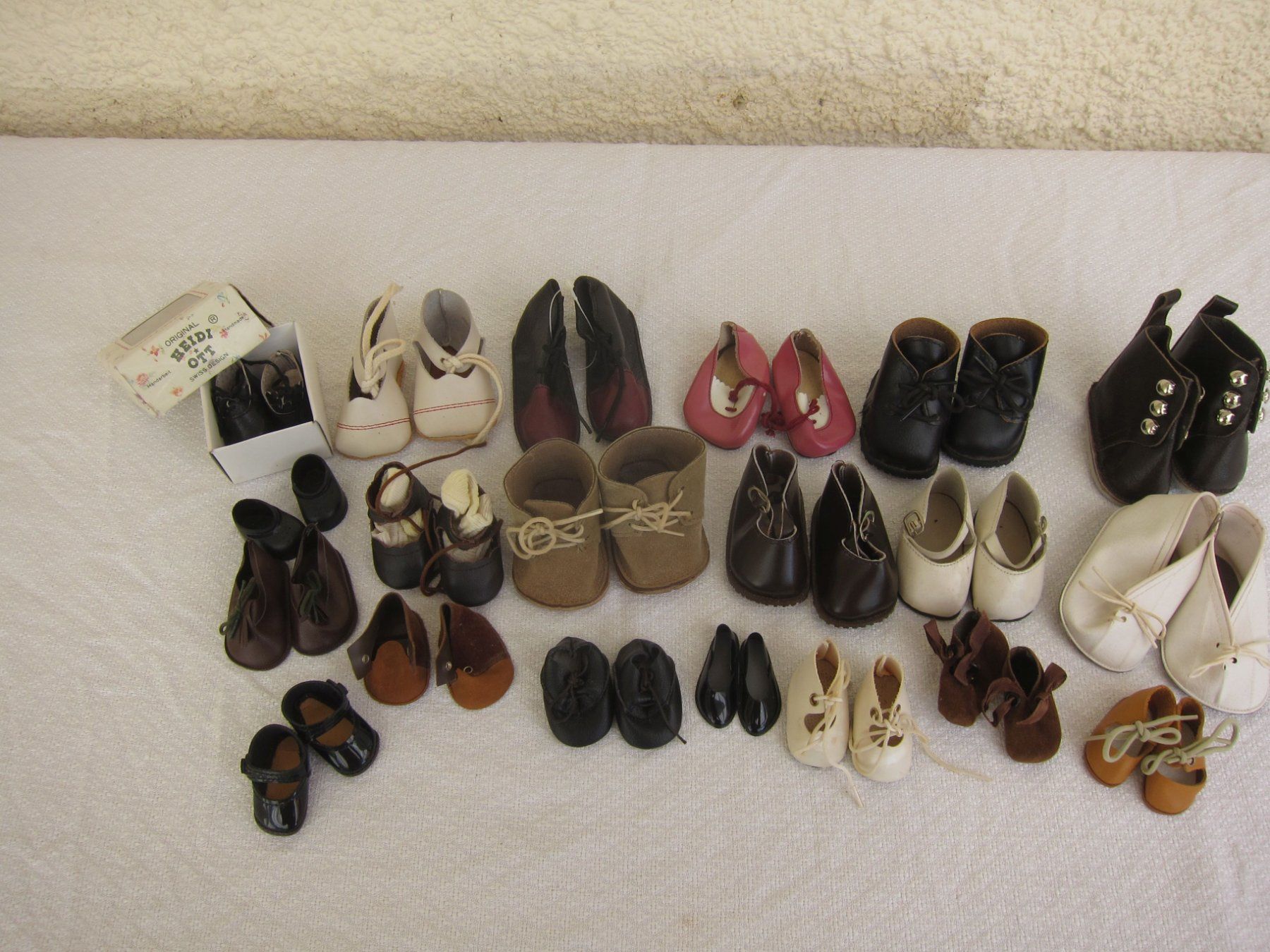 Puppen: Puppenschuhe – Gebraucht aus Regensdorf von Eri8057 9
