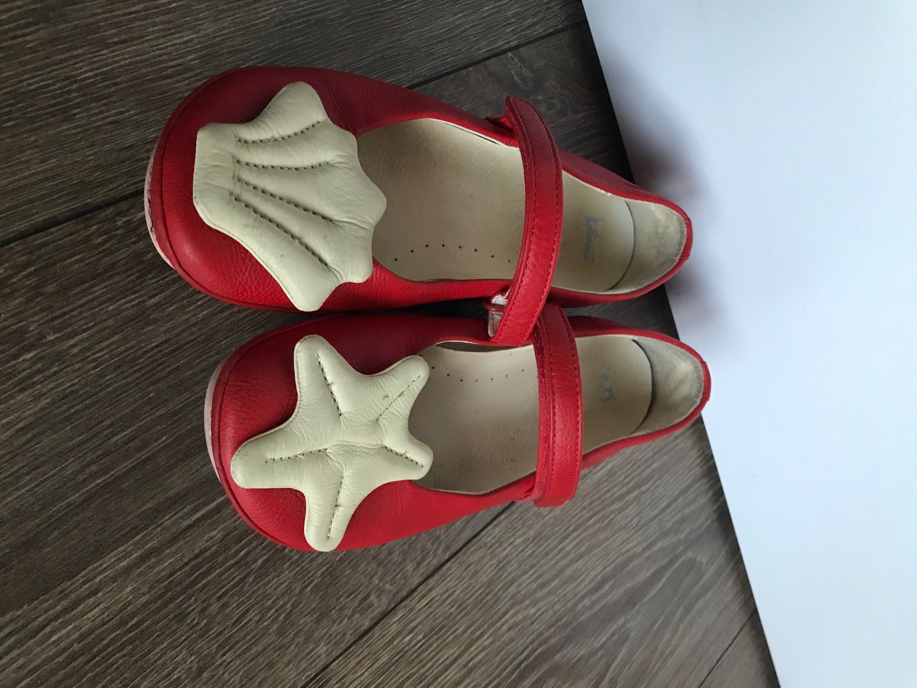 Camper Schuhe für Jungen: Camper chaussures enfants taille 35 – Gebraucht aus Grimisuat von eliseba88