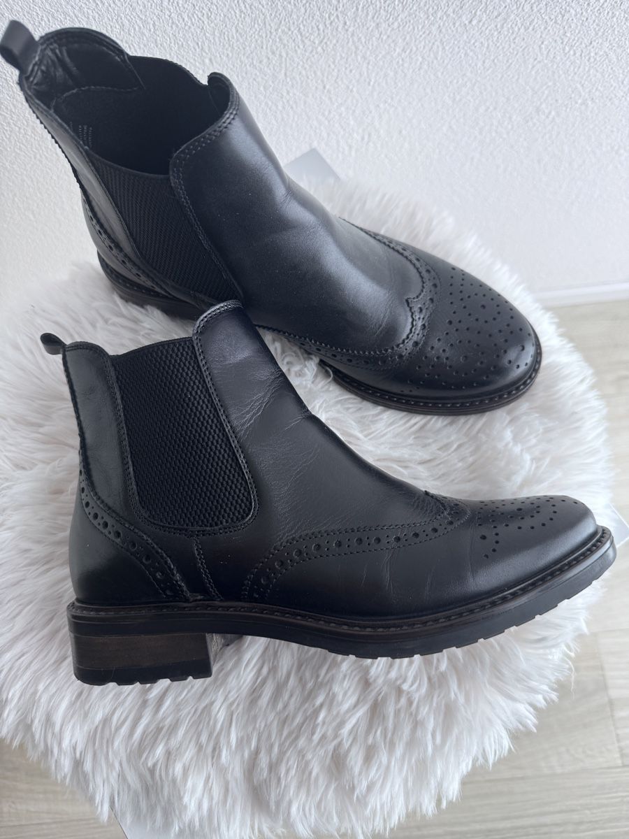 Damenschuhe: Schwarze Lederstiefelette, Gr. 38 – Neu (gemäss Beschreibung) aus Wiesendangen von Biker39 1