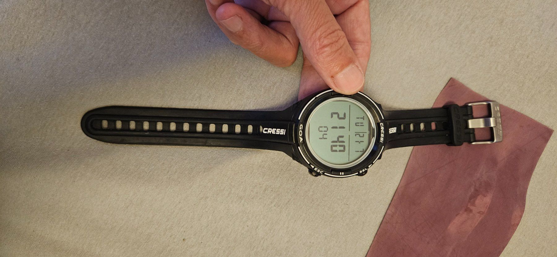 Smartwatch: Ordinateur plongee cressi goa – D'occasion à Onex par Kadogo